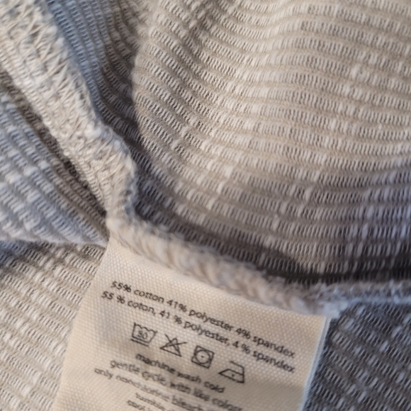 Donni Cardigan sweater Size Plus OSFA - Picture 6 of 6
